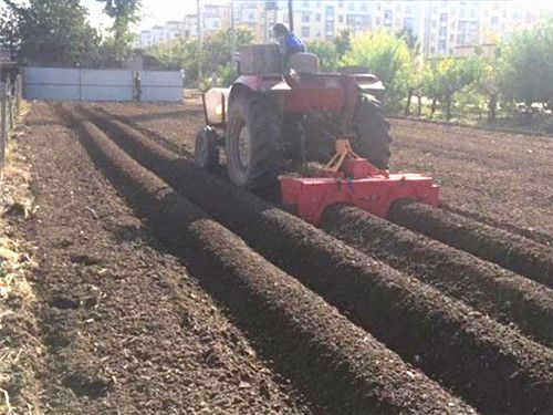開(kāi)溝起壟機(jī)